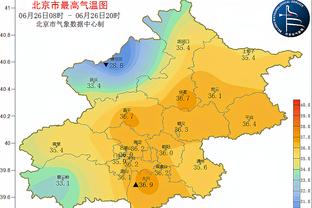 ?冥场面！博格巴遭马奎尔航母摆尾爆头，C罗上前安慰博格巴